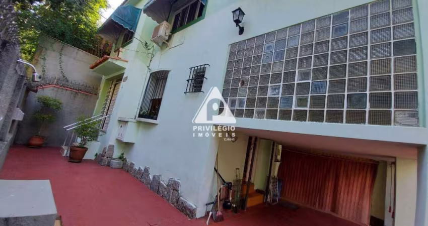 Casa de rua à venda, 3 quartos, 1 suíte, 1 vaga, Gávea - RIO DE JANEIRO/RJ