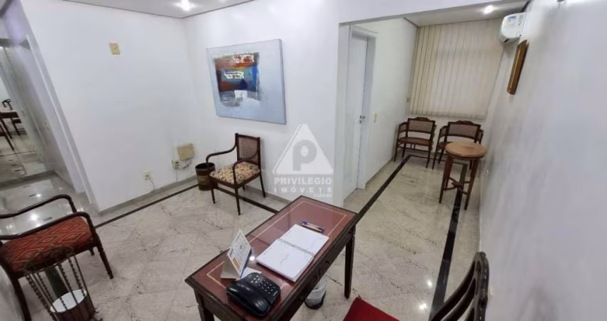 sala comercial, reformadíssima, próximo ao metro, fundos.