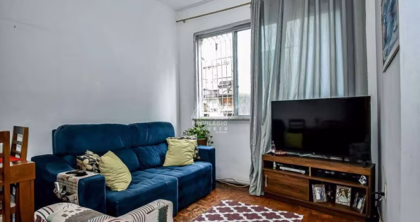 Apartamento de 2 quartos (1 suíte ), 58m² - Catete