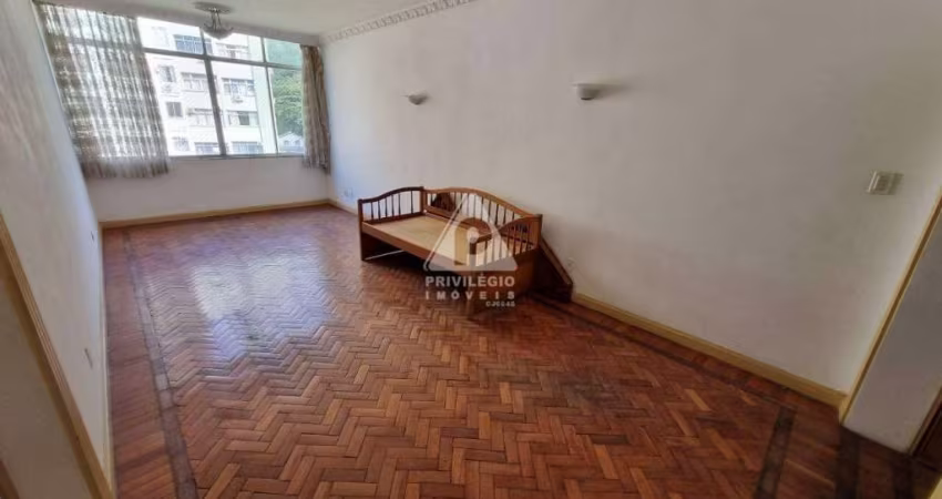 3 quartos, dependencia completa, vista pão de açucar, frente.