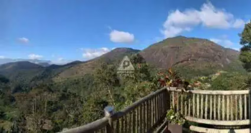 Casa em condomínio à venda, 7 quartos, 6 suítes, araras - petrópolis/rj