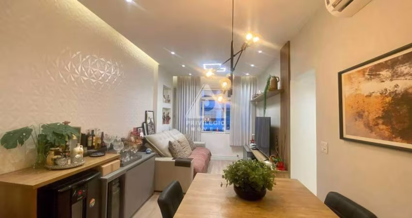 Apartamento à venda, 3 quartos, 1 suíte, Copacabana - RIO DE JANEIRO/RJ