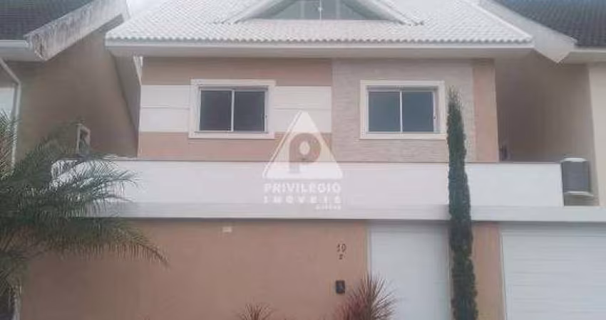 CASA EM CONDOMÍNIO 5 QUARTOS(4 SUITES) 238m² - À VENDA - VARGEM PEQUENA
