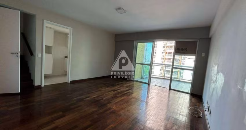 Apartamento duplex com 2 quartos no Condomínio Mundo Novo