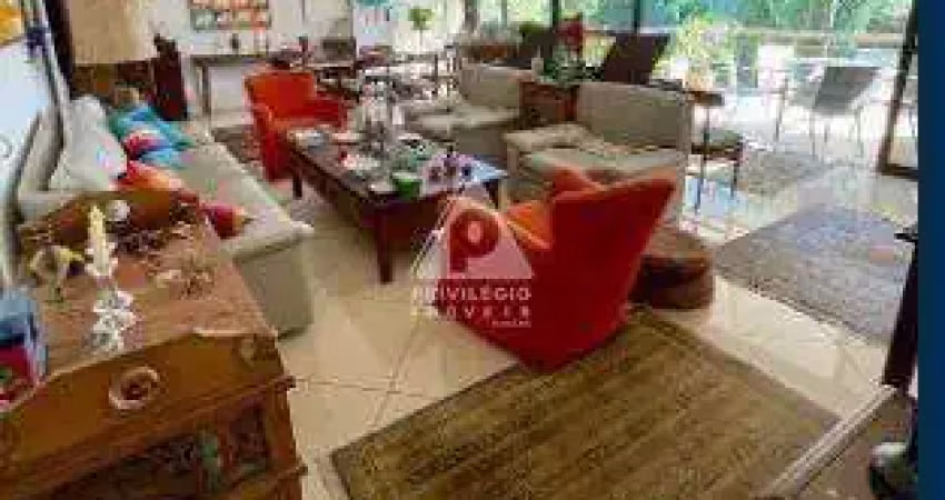 Cobertura 6 quartos e 5 banheiros à venda, 363 m² - jardim oceânico