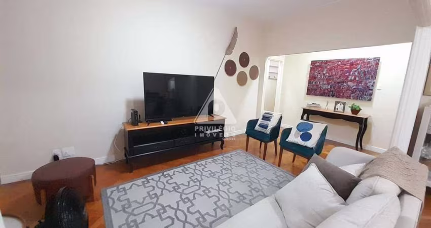 Apartamento de 3 quartos, varanda interna, reformado na Praia do Flamengo - Rio de janeiro