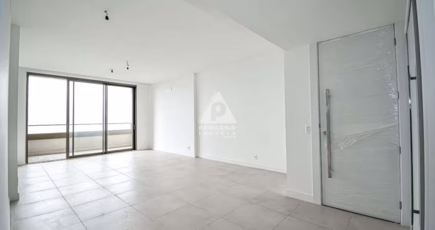 RIO BY YOO. Apartamentos luxuosos de 3 quartos, suíte, vaga e infraestrutura completa. A venda no Flamengo