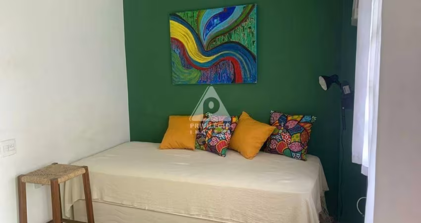 CASA TRIPLEX COM 3 QUARTOS 2 BANHEIROS 1 LAVABO GAARAGEM E VARANDA NO RECREIO DOS BANDEIRANTES
