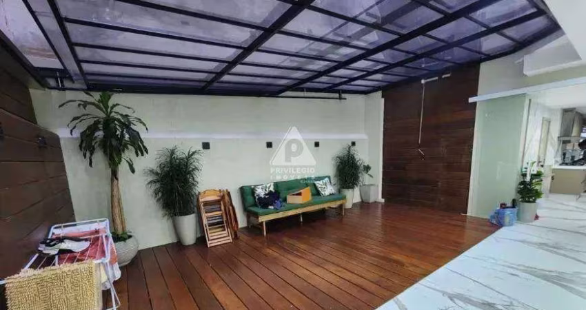 GARDEM EM COPANEMA SALA, 4 QUARTOS, ÁREA EXTERNA E 2 VAGAS ESCRITURADAS!