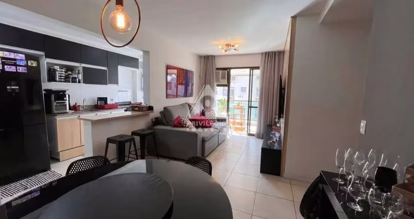 Apartamento 3 quartos, 1 suíte, sala em dois ambientes integrada a varanda, ocean pontal.