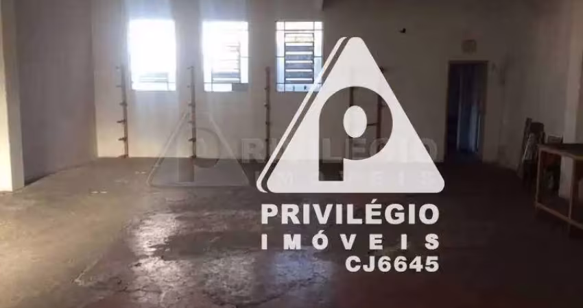Predio 3 andares aluga ou vende aproximadamente 500m² por andar proximo hemorio rio de janeiro centro