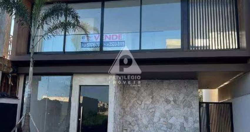 Casa em Condomínio à venda, 3 quartos, 3 suítes, 2 vagas, Recreio dos Bandeirantes - RIO DE JANEIRO/RJ
