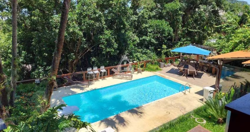 Casa espetacular à venda com 6 quartos, 5 suítes, e 7 banheiros, 658m², Itanhangá - RJ.