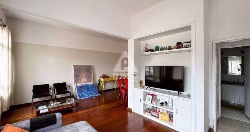 Apartamento à venda, 2 quartos, 1 vaga, Jardim Botânico - RIO DE JANEIRO/RJ