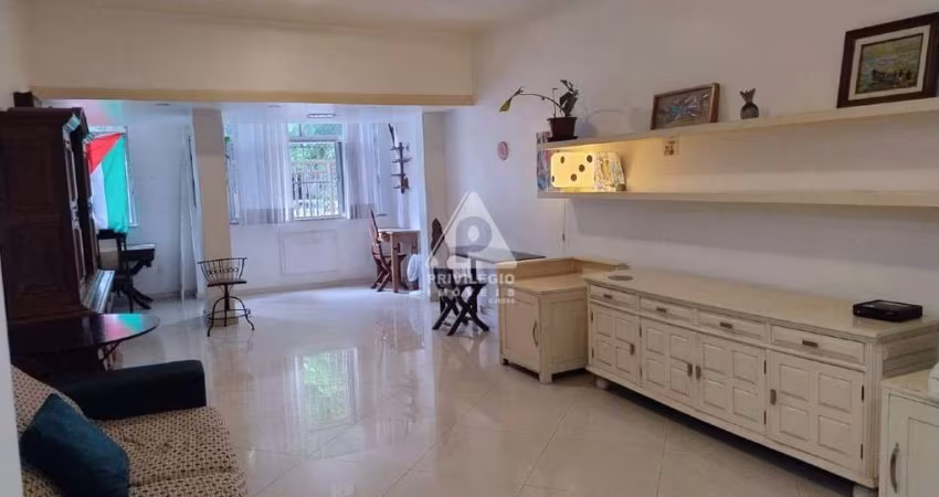 Apartamento em Laranjeiras