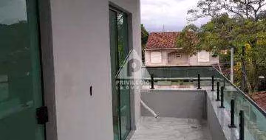 Casa Triplex à venda, 3 quartos, Pechincha - RIO DE JANEIRO/RJ
