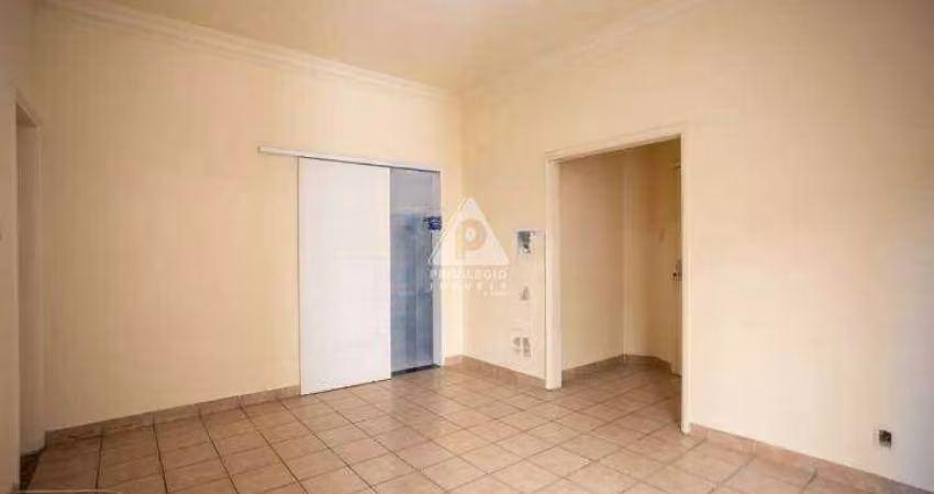 Apartamento à venda, 2 quartos, 1 vaga, Tijuca - RIO DE JANEIRO/RJ