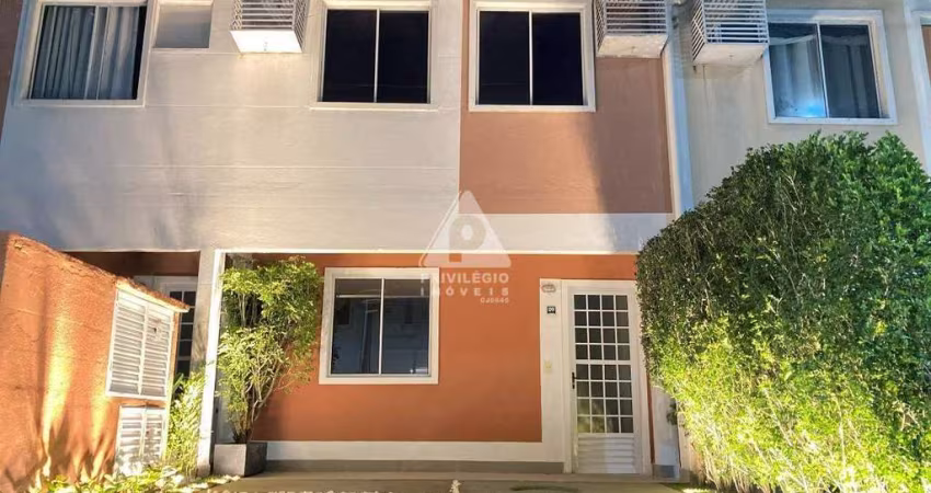 Casa Duplex à venda, 3 quartos, 1 suíte, 1 vaga, Vargem Pequena - RIO DE JANEIRO/RJ