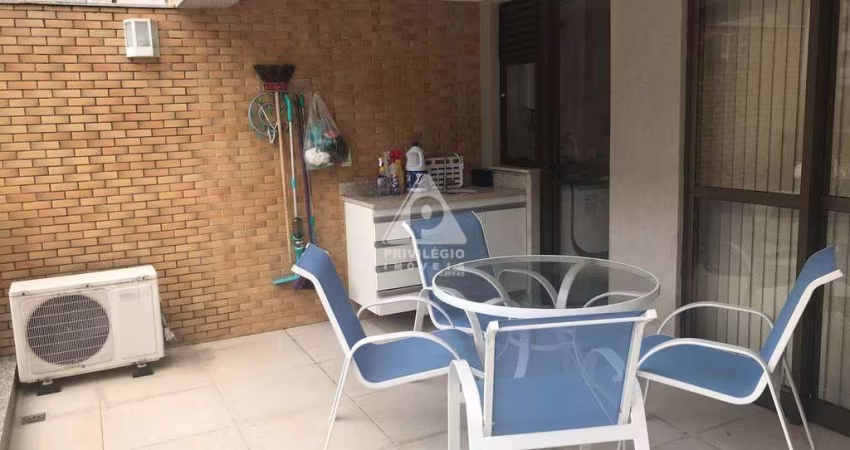Apartamento de 3 Quartos 4 Banheiros, 2 Vagas Sol da manhã, 149m²