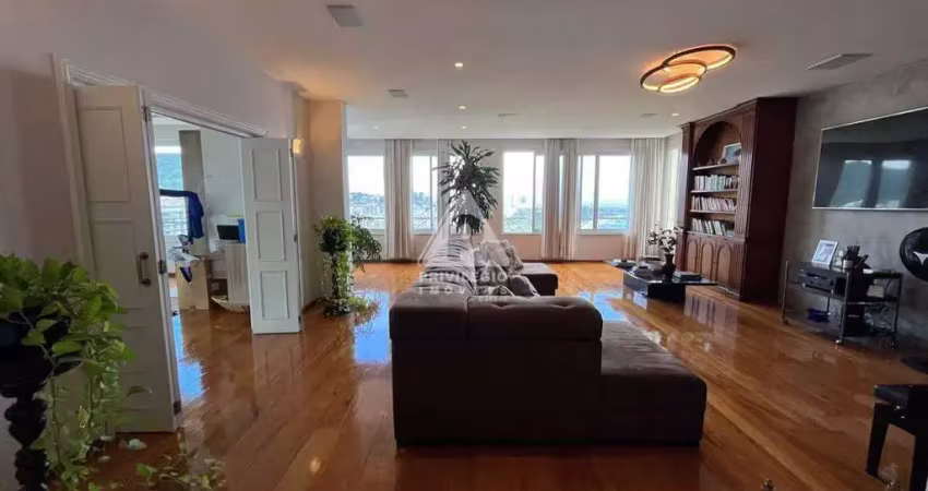 Apartamento de 4 quartos com coworking, reformado com vaga no flamengo