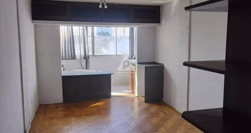 Conjugado à venda, 1 vaga, Centro - RIO DE JANEIRO/RJ