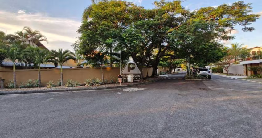 CASA LINEAR REFORMADA COM 4 QUARTOS, 2 SUÍTES - CONDOMÍNIO LAGOA MAR NORTE - BARRA DA TIJUCA