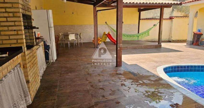Casa à venda, 5 quartos, 3 suítes, 5 vagas, Praça Seca - RIO DE JANEIRO/RJ