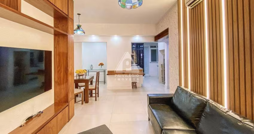 Apartamento reformado à venda, 2 quartos, 1 suíte, 1 vaga, Copacabana - RIO DE JANEIRO/RJ