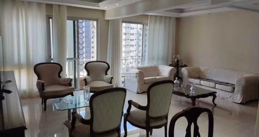 Imperdível!! Amplo Apartamento na Tijuca - Totalmente Reformado!