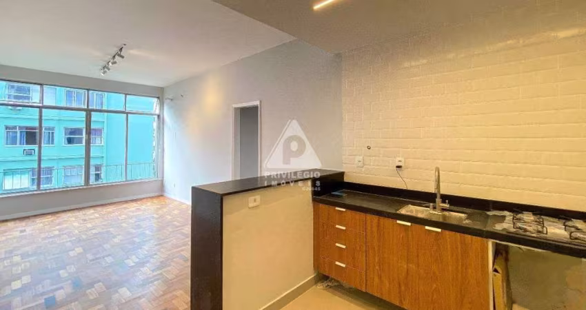 Apartamento à venda, 3 quartos, 1 suíte, 1 vaga em Copacabana - RIO DE JANEIRO/RJ