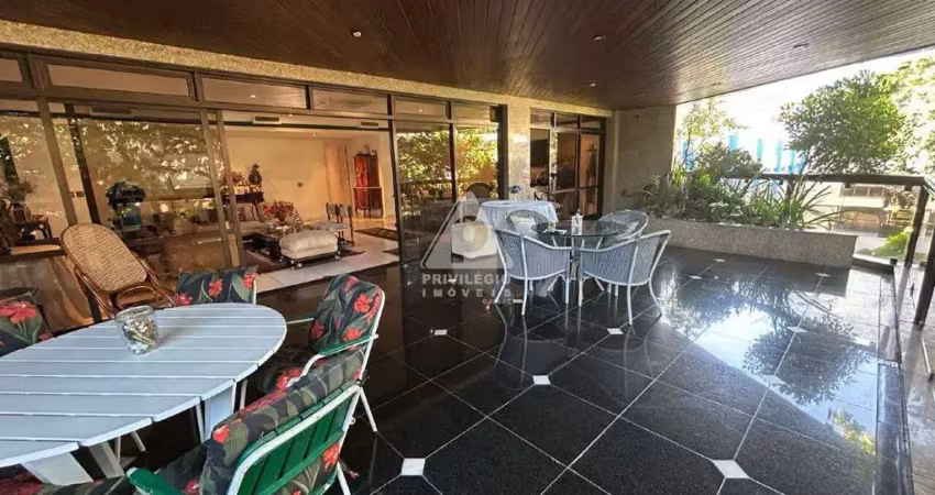 Espaçoso apartamento no jardim oceânico – localização privilegiada!