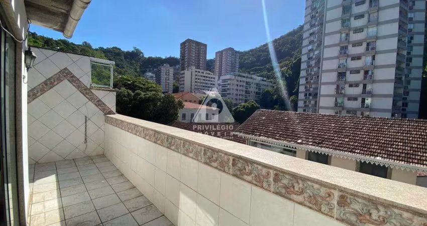 CASA TRIPLEX EM LARANJEIRAS