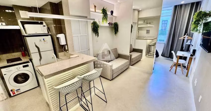 Apartamento à venda na Rua Riachuelo, --, Centro, Rio de Janeiro