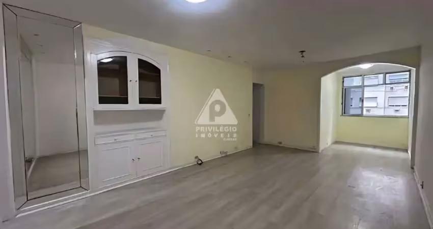 Apartamento à venda, 2 quartos, 1 suíte, 1 vaga, Flamengo - RIO DE JANEIRO/RJ
