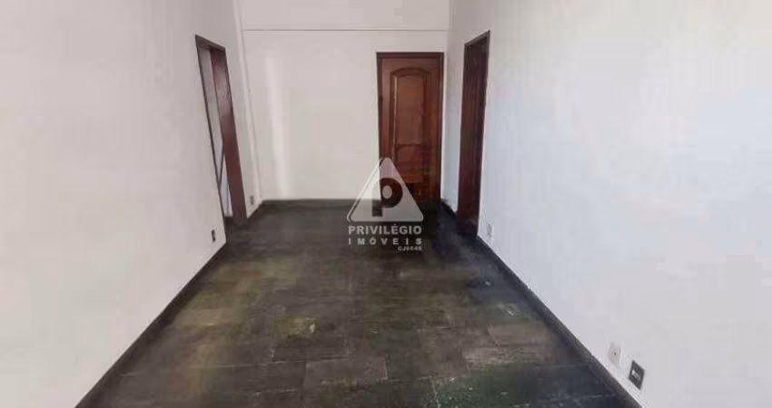 Apt quarto e sala com 2 vagas e dependencia