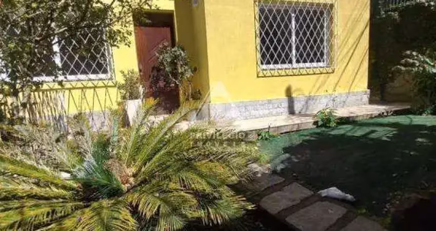 Casa 4 quartos sendo 3 suites com campo futebol e terreno com 1.080 m² - valparaíso - petrópolis/rj