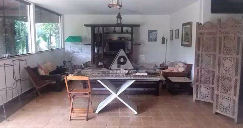 Casa à venda, 5 quartos, 2 vagas, Cosme Velho - RIO DE JANEIRO/RJ