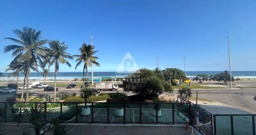 Apartamento à venda frontal mar na Lúcio Barra da Tijuca 2 QUARTOS, 1 BANHEIRO, 2 VAGAS