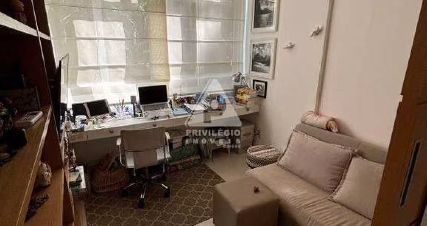 Apartamento à venda, 2 quartos, 1 suíte, 1 vaga, Flamengo - RIO DE JANEIRO/RJ