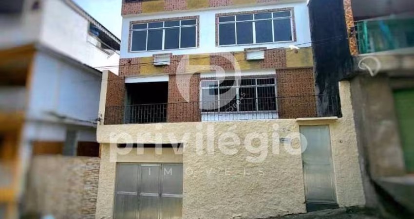 Casa Triplex à venda, 3 quartos, 1 suíte, 2 vagas, Freguesia (Jacarepaguá) - RIO DE JANEIRO/RJ