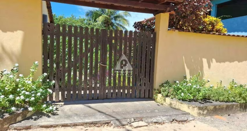 Casa à Venda, 2 quartos, varanda, garagem, 15 de Novembro, Araruama, Rio de Janeiro, Rj