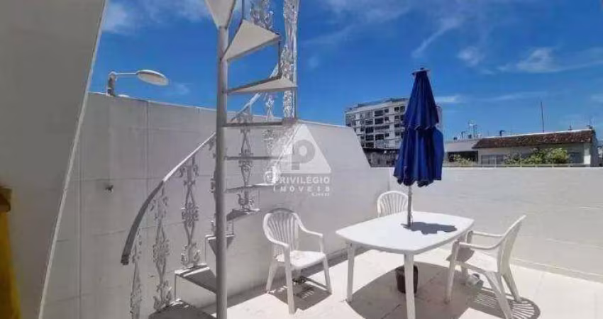 Posto 4!! Cobertura duplex com área externa e terraço!! 70m² com vista totalmente livre!!