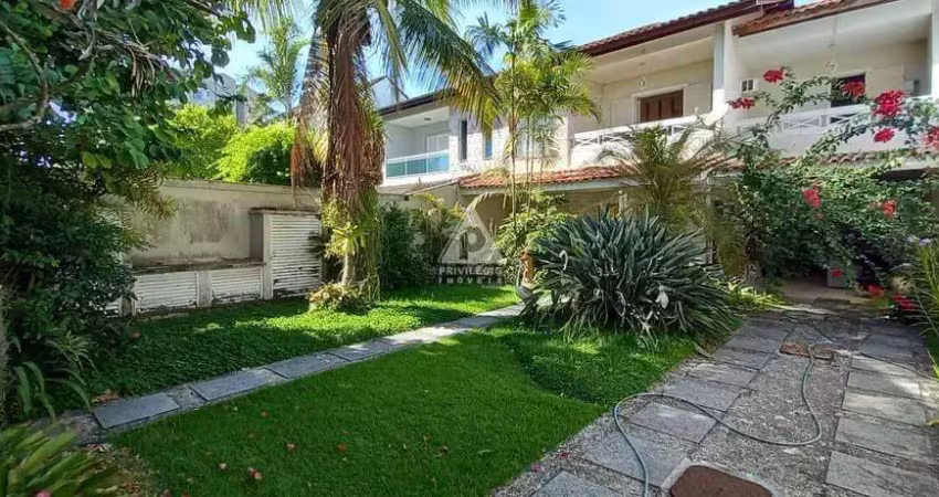 Casa exclusiva com 5 quartos no cond. rio mar 13 - 5 quartos