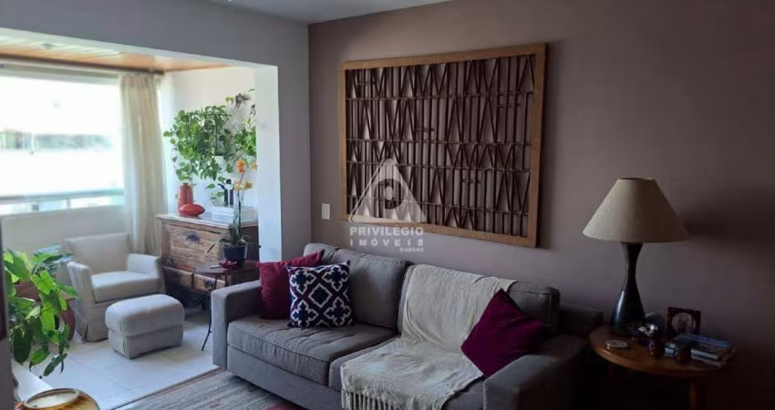 Apartamento 74m² -02 quartos - 01 suíte - 02 vagas - Dep.empreg. - ABM - Barra da Tijuca