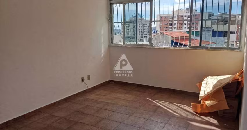 Apartamento 2 quartos com vaga em condomínio espetacular.