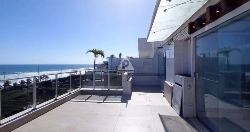 Salão em 3 amplos ambientes com sistema de iluminação, varanda, amplos quartos suites com varanda com vista para Pedra da Gávea - Praia da Barra
