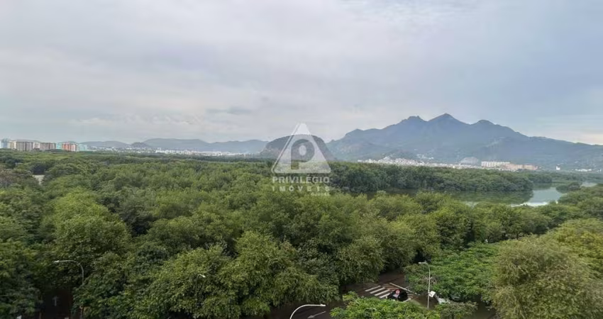 Apartamento à venda, 03 quartos, 01 suíte, 02 vagas, Vista livre, Península - Rio de Janeiro/RJ