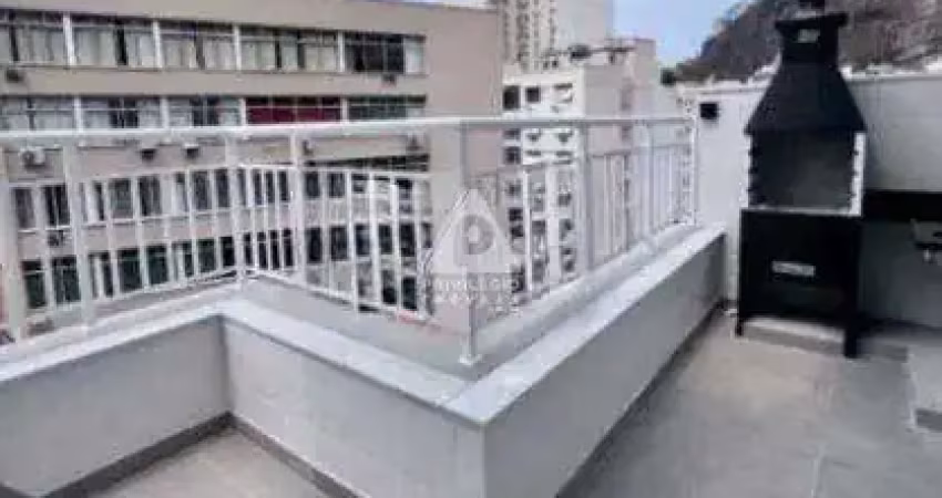 Apartamento Cobertura 1 Quarto c/ dependência - Vaga na escritura! - Copacabana