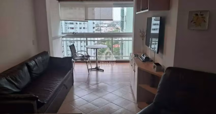 Aparmaneto 2 quartos - revertidos em 3 - 74m² - 03 banheiros - 02 suítes - 01 vaga -abm - barra da tijuca