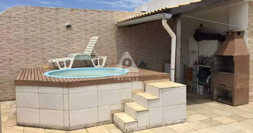 Excelente cobertura próximo a todo comércio do recreio dos bandeirantes